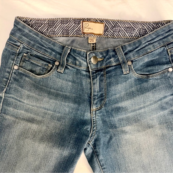 Paige Peg Skinny Jeans Size 26 Raw Hem Frayed Stretch Denim Medium Wash - Picture 3 of 8